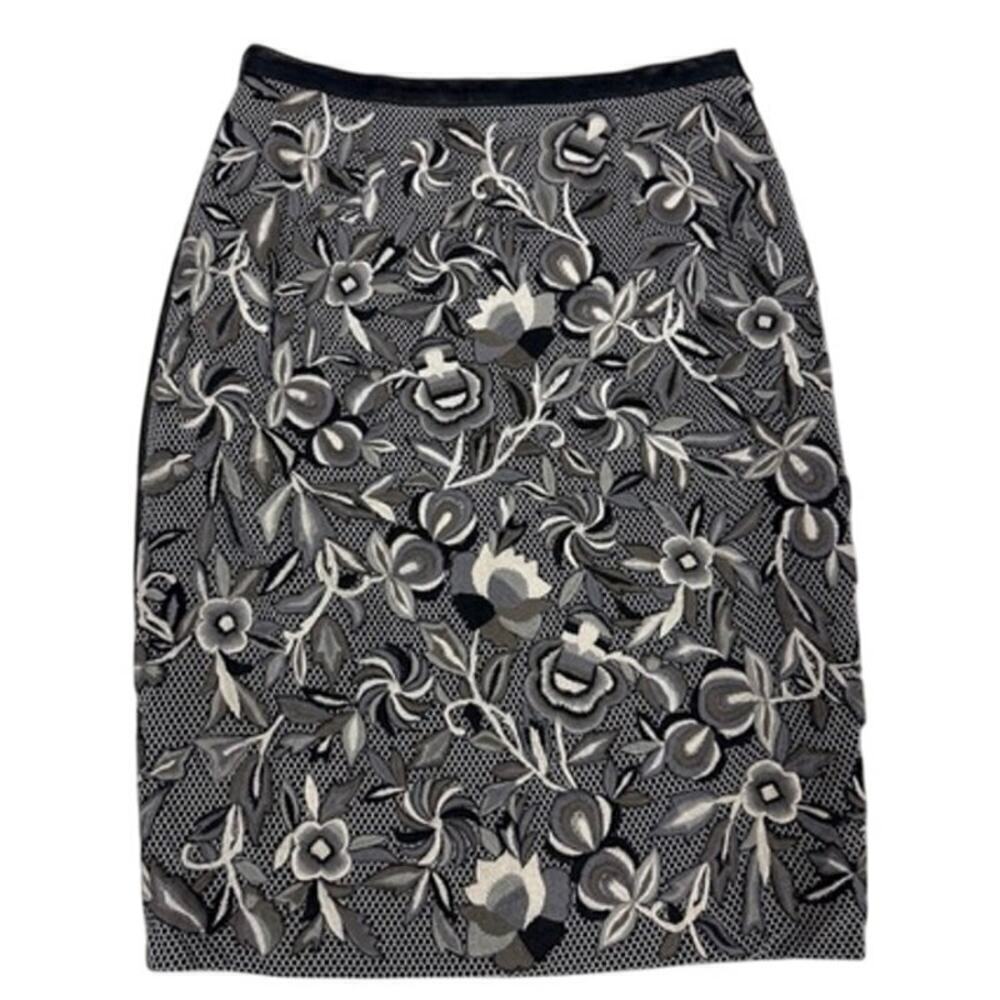 NWT Hemant & Nandita Embroidered Leather Pencil Skirt Boho Luxe Quiet Luxury M